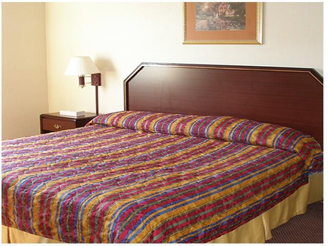 Super 8 By Wyndham Harrisburg Hershey North Habitación foto