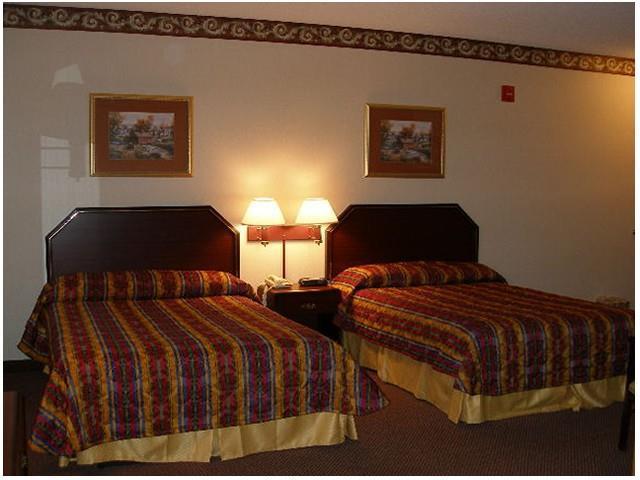 Super 8 By Wyndham Harrisburg Hershey North Habitación foto